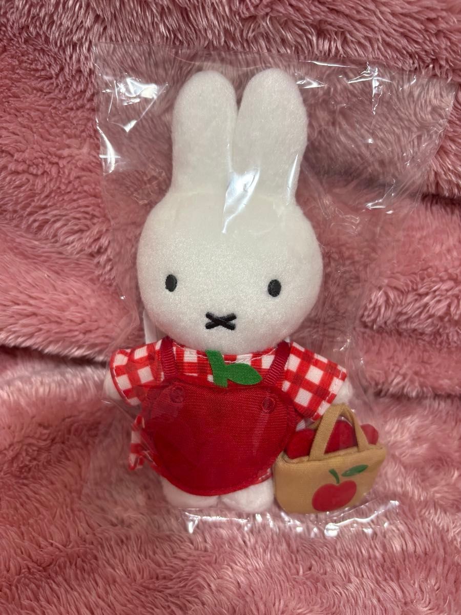 ミッフィー zakkaフェスタ リンゴエプロンマスコット ぬいぐるみ