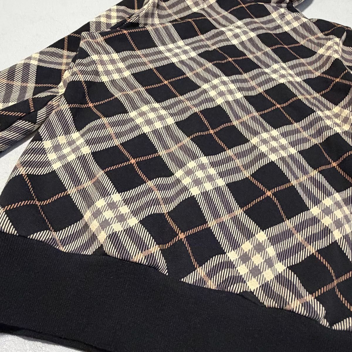 バーバリーブルーレーベル】日本製 ノバチェック ホースロゴ刺繍