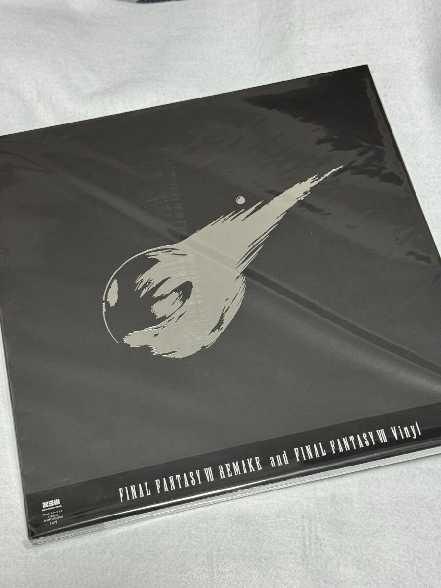 FINAL FANTASY VII REMAKE and FINAL FANTASY VII Vinyl 2枚組