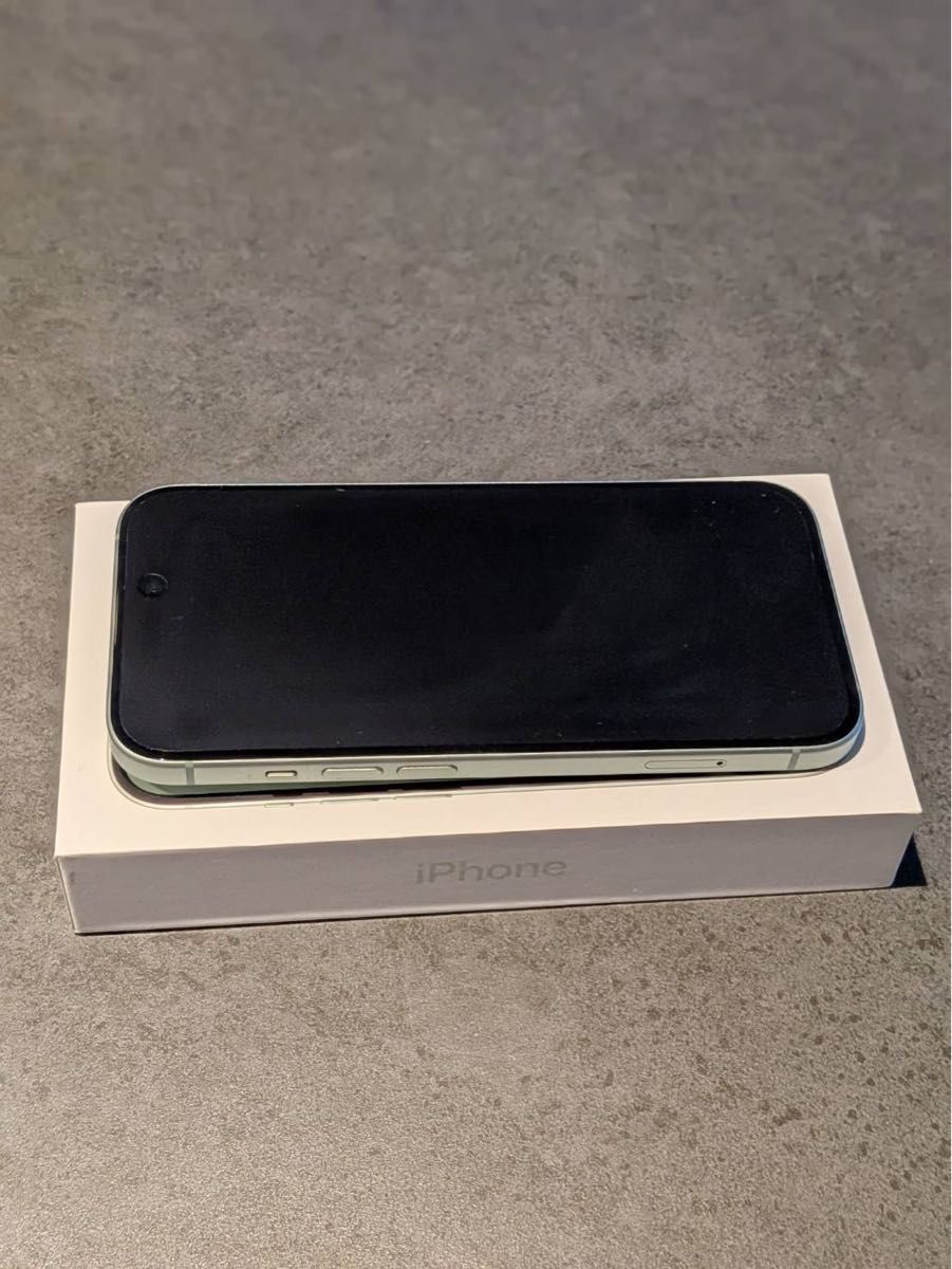 iPhone15 グリーン 256GB SIMフリー 画面保護フィルム付き｜Yahoo