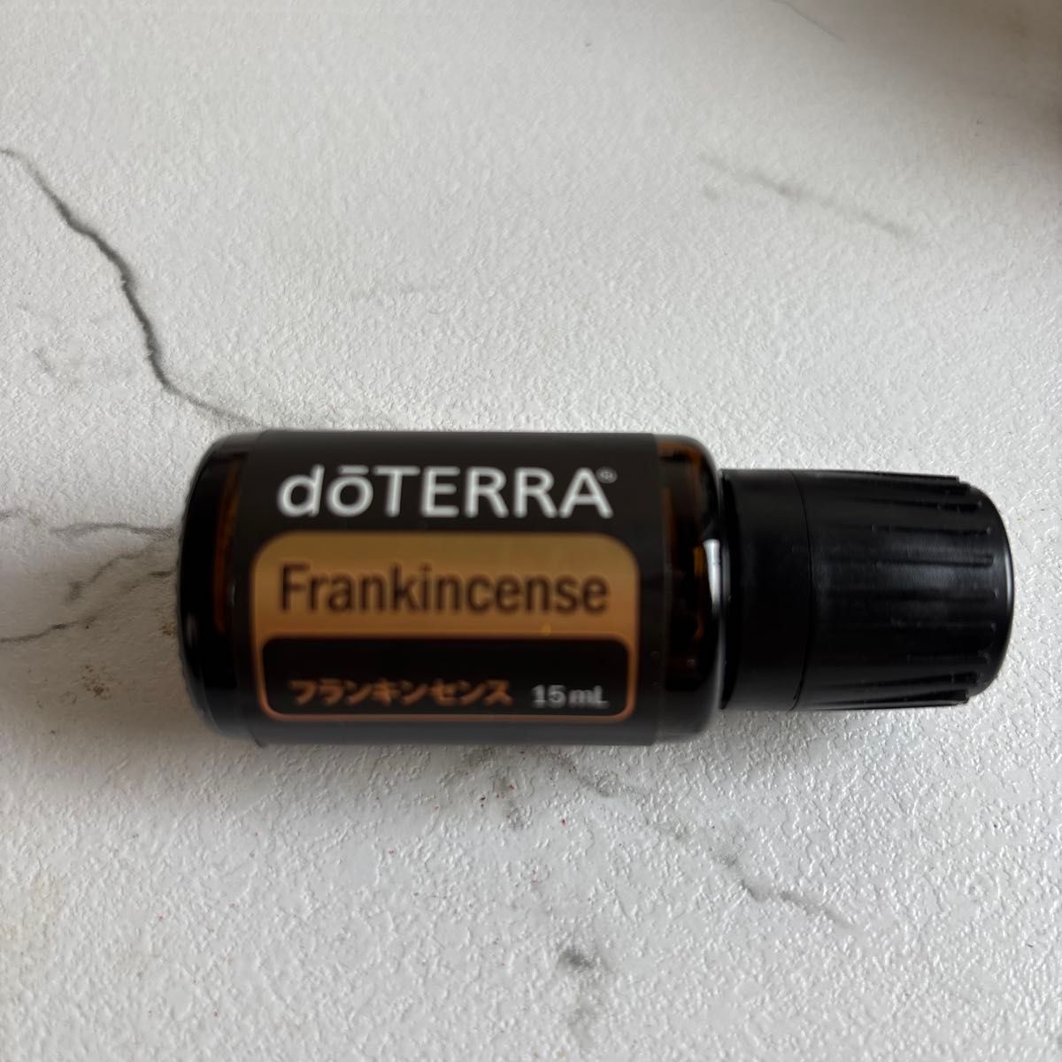 ドテラ doTERRA フランキンセンス エッセンシャルオイル 15ml 未使用