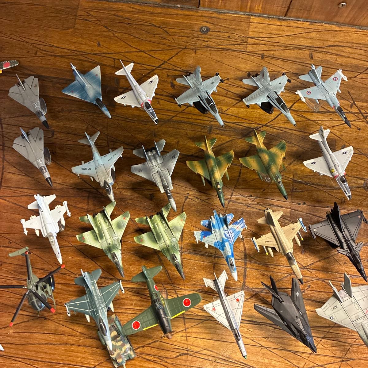 フルタ チョコエッグ 非売品 戦闘機2.3.4 店頭用ディスプレイ 17点