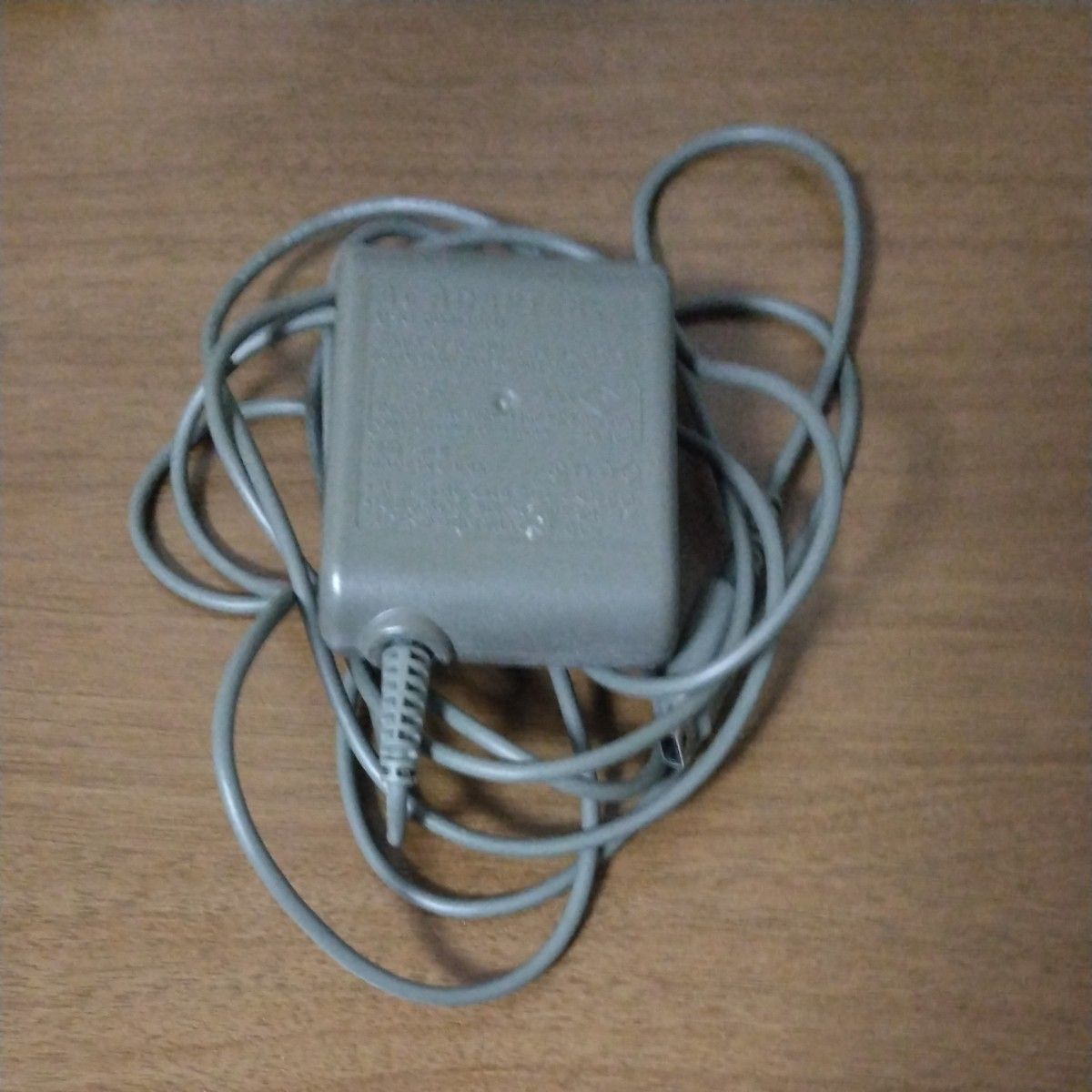 ニンテンドーDS Lite 充電器付き ポケモン エメラルド ブラック2