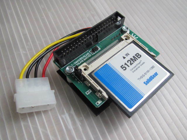 NEC PC-9801/PC-9821 内蔵 IDE HDD（CF カード 512MB） 固定台付き PC