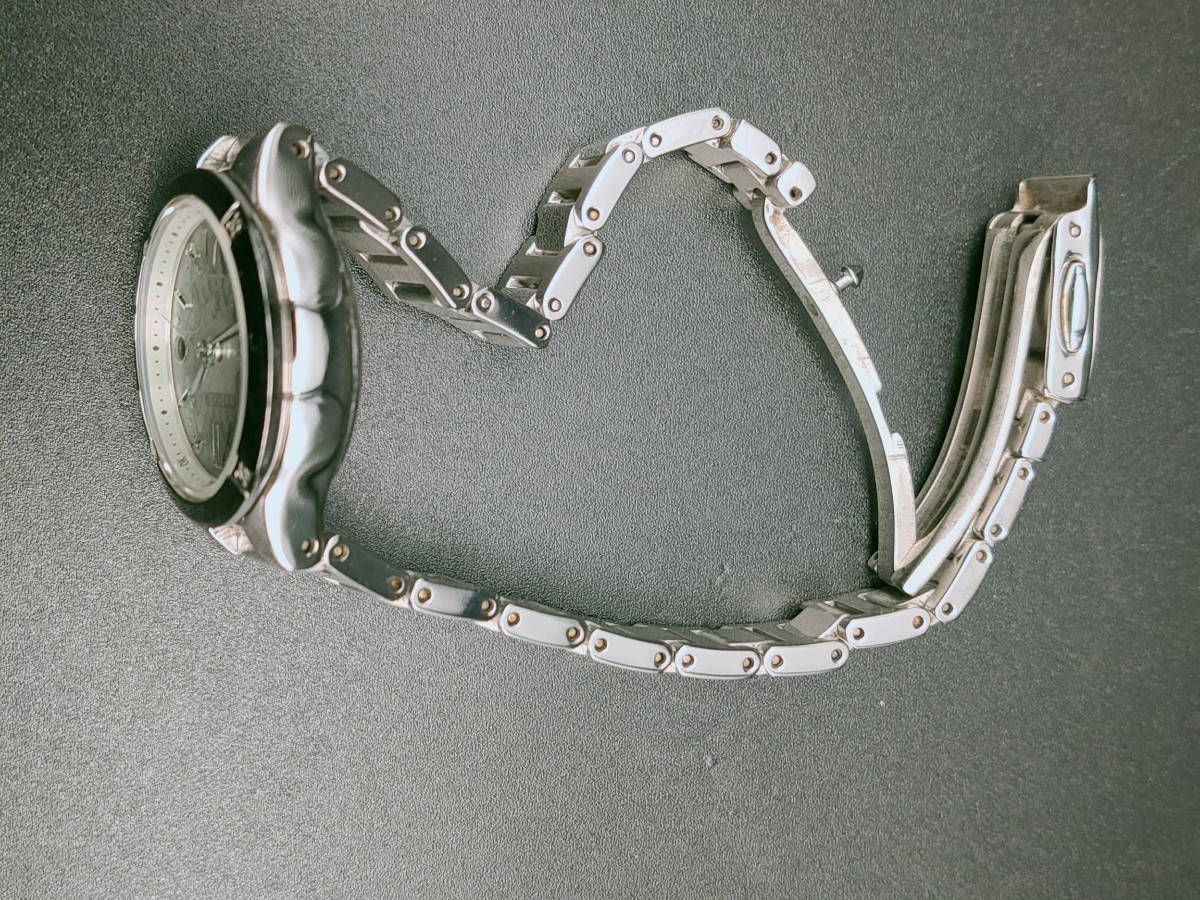 シチズン クロスシー ティタニアライン 限定品 ソーラー電波 H058