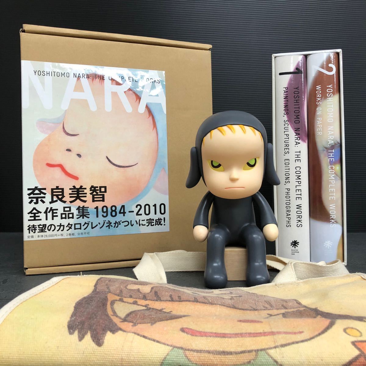 Yahoo!オークション - 奈良美智 全作品集 1984-2010 フィギュア トート