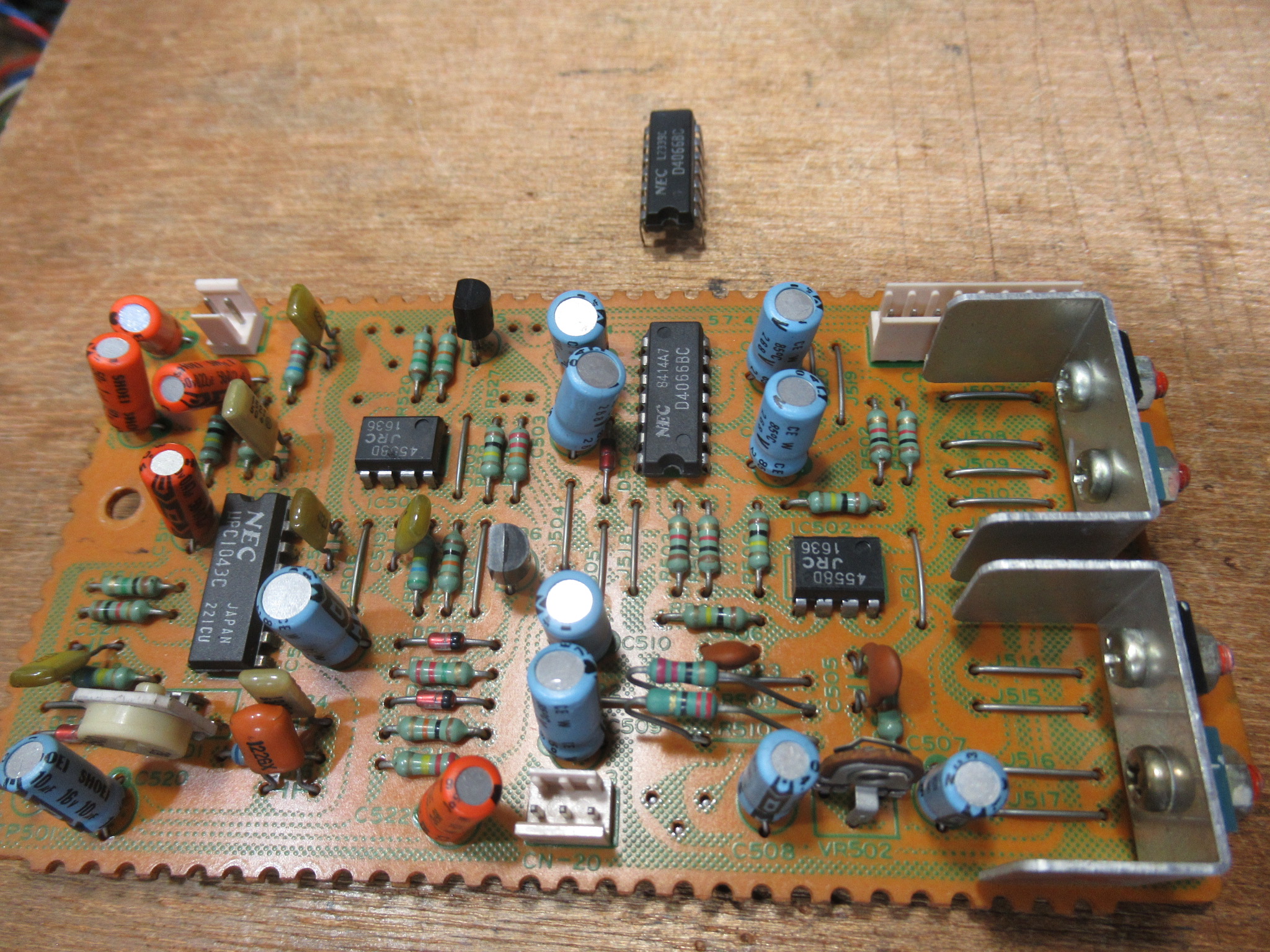 Nakamichi ZX-9 DDモーター基板修理、オレンジキャップ交換ほか