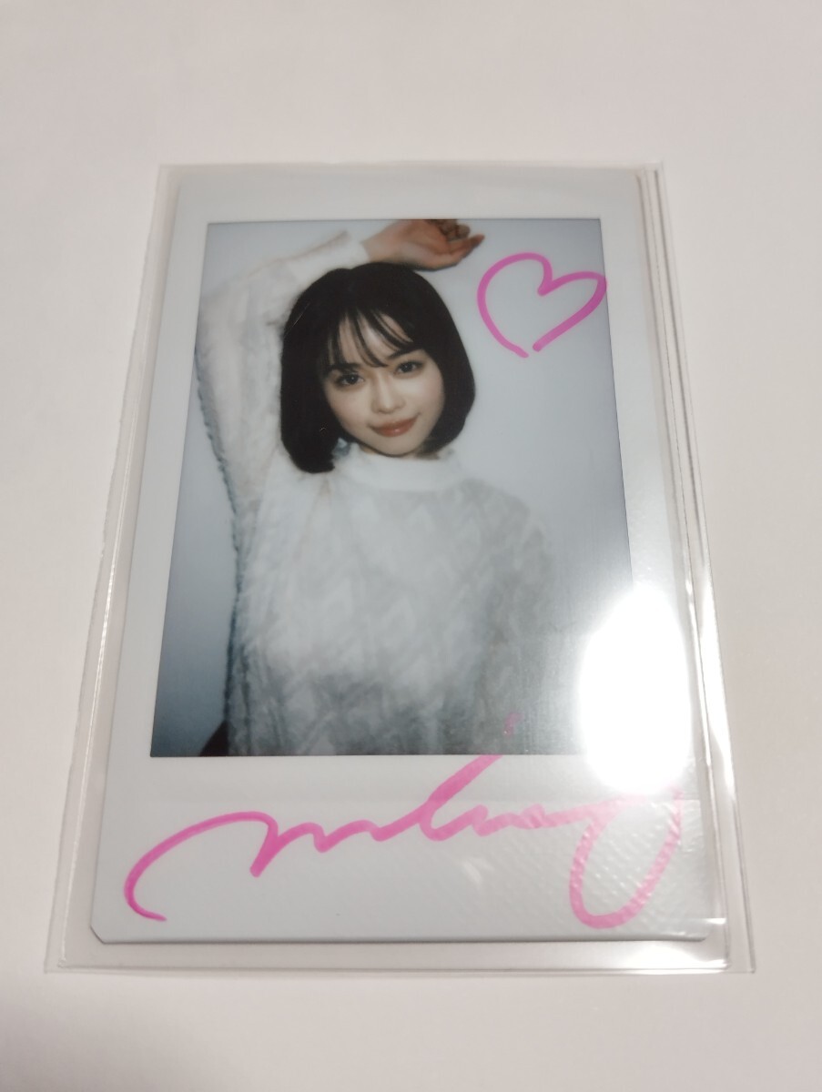 Yahoo!オークション -「minamo チェキ」の落札相場・落札価格