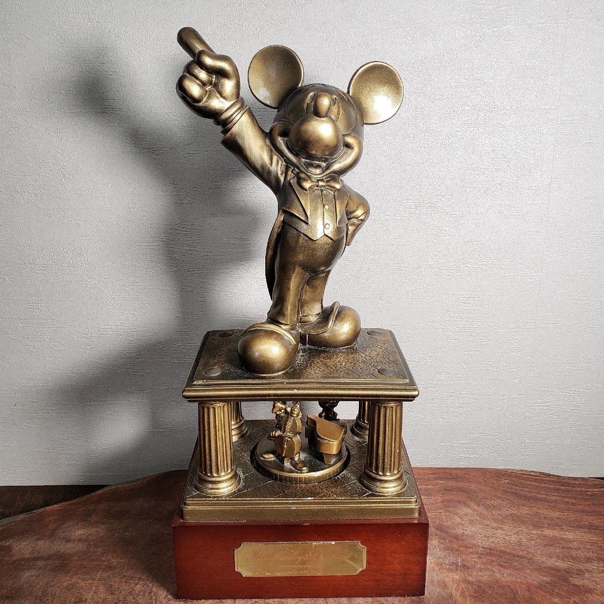 Yahoo!オークション -「ミッキー ブロンズ像」(ディズニー) の落札相場