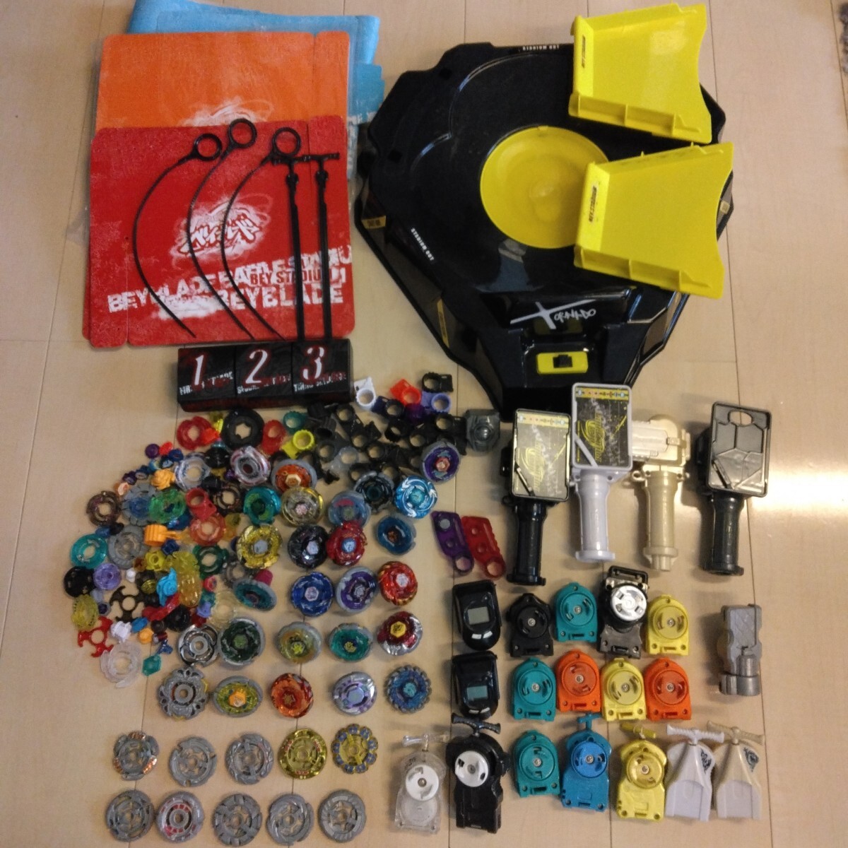 Yahoo!オークション -「スタジアム」(メタルファイトベイブレード