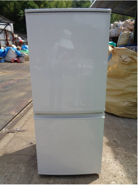 シャープ SJ-D14C-W [ホワイト系] オークション比較 - 価格.com