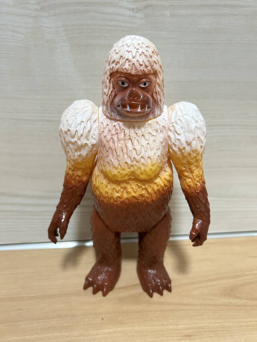 Yahoo!オークション -「ギガス ソフビ」の落札相場・落札価格