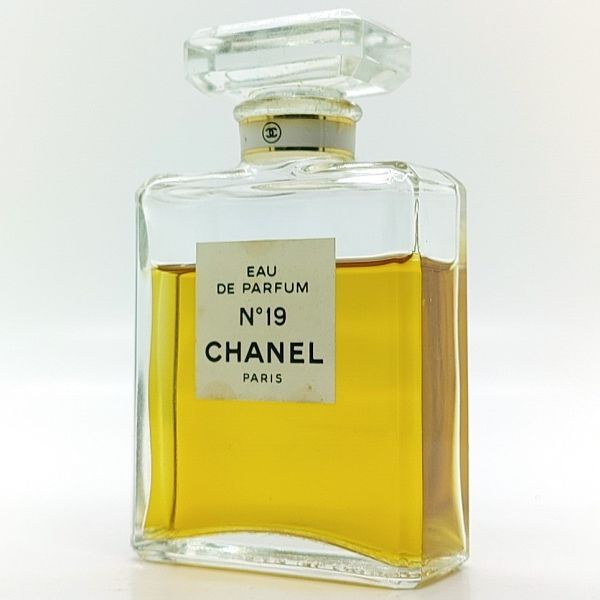 シャネル No.19 EDP 50ml オークション比較 - 価格.com