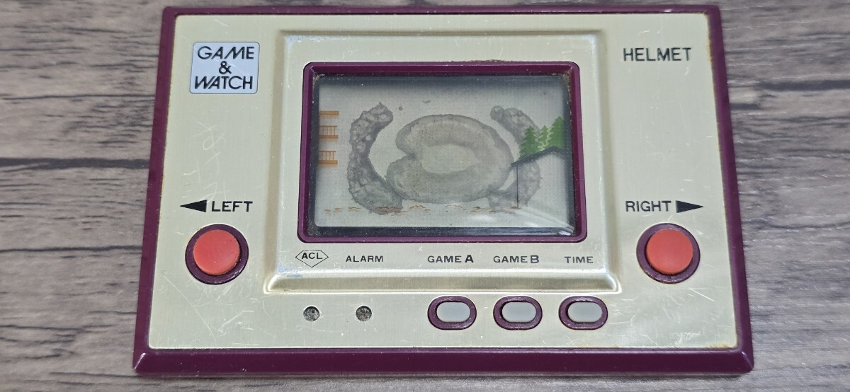Yahoo!オークション -「ゲームウォッチ ヘルメット」の落札相場・落札価格