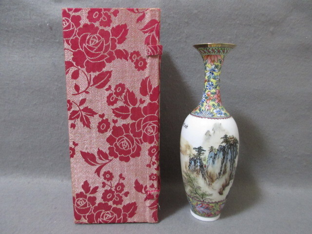 Yahoo!オークション -「乾隆年製 花瓶」の落札相場・落札価格