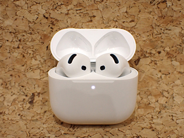 Apple AirPods 4 MXP93J/A （アクティブノイズキャンセリング搭載