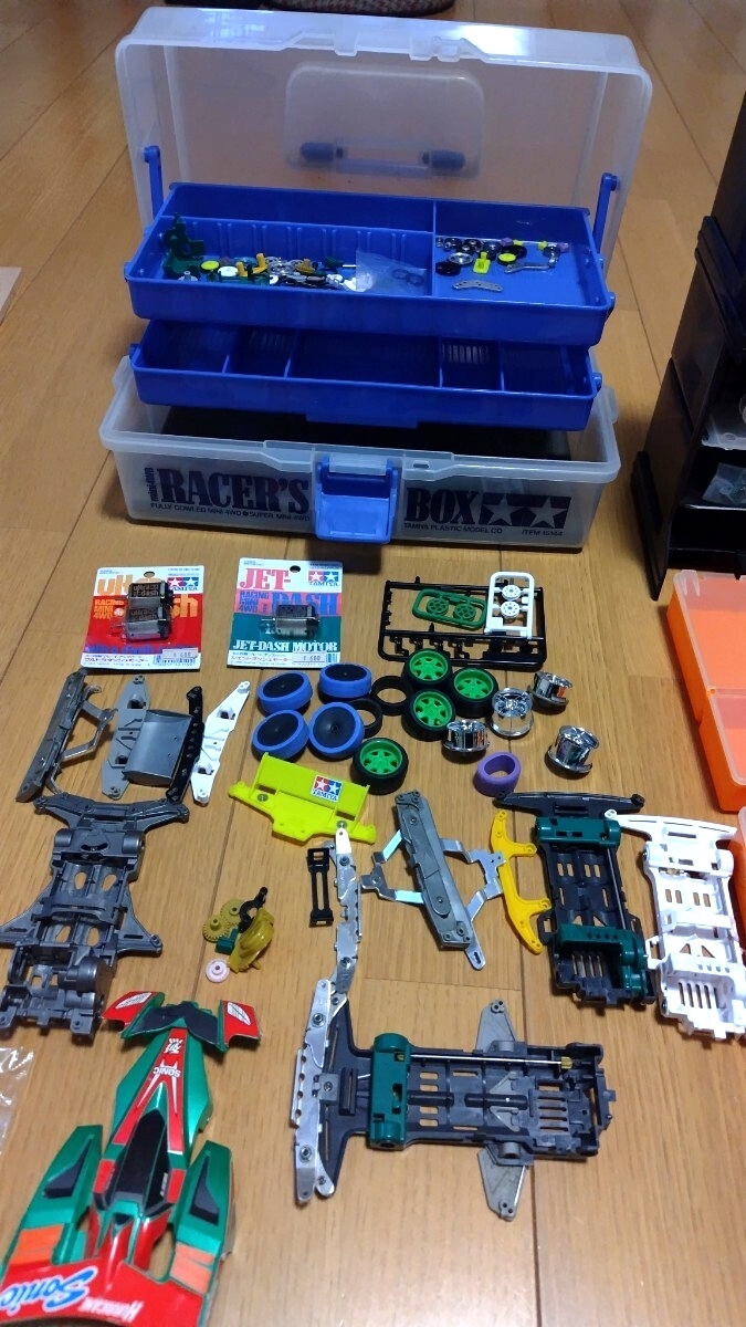 Yahoo!オークション -「ミニ四駆引退セット」の落札相場・落札価格