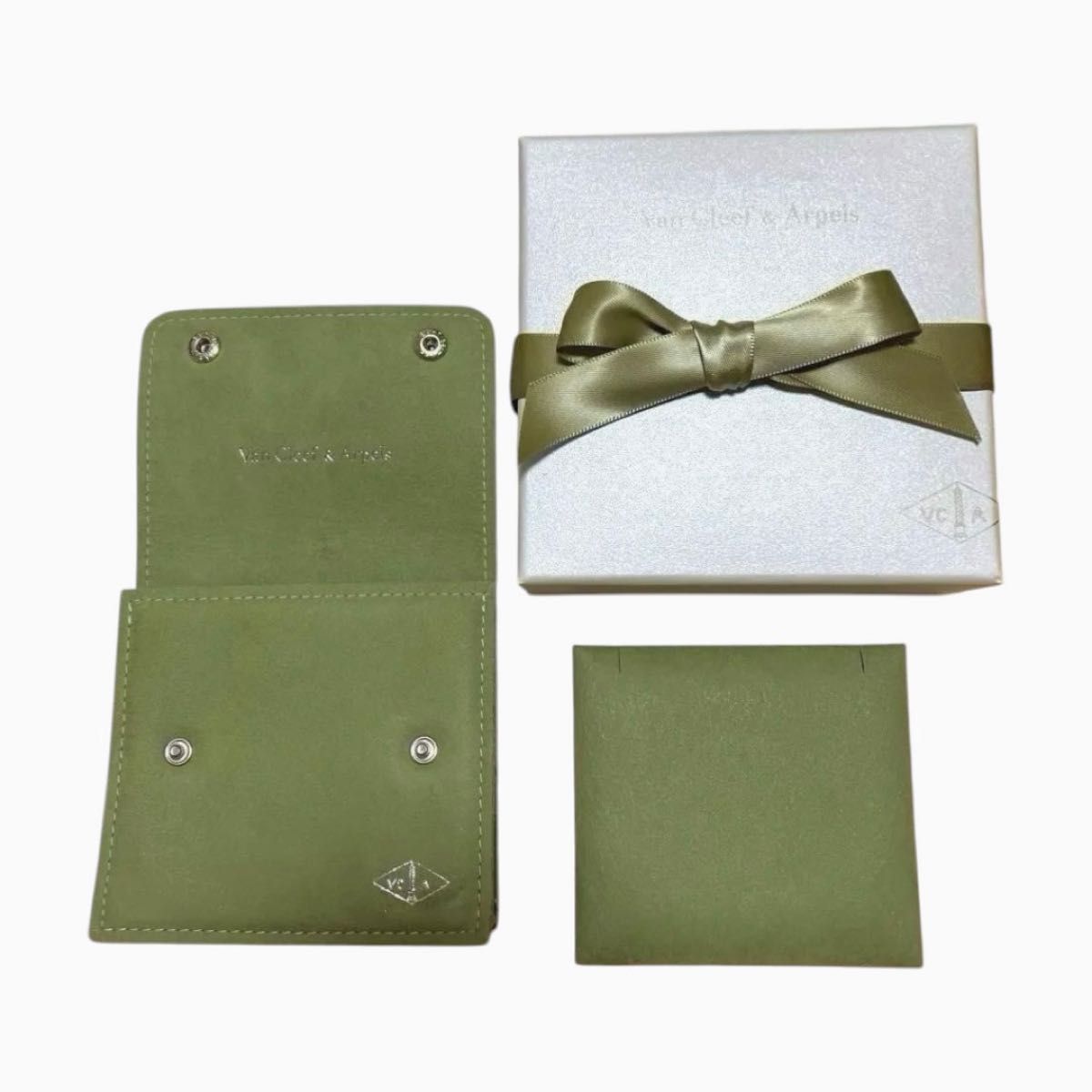 ヴァンクリーフ&アーペル ジュエリーポーチ アクセサリーケース 携帯