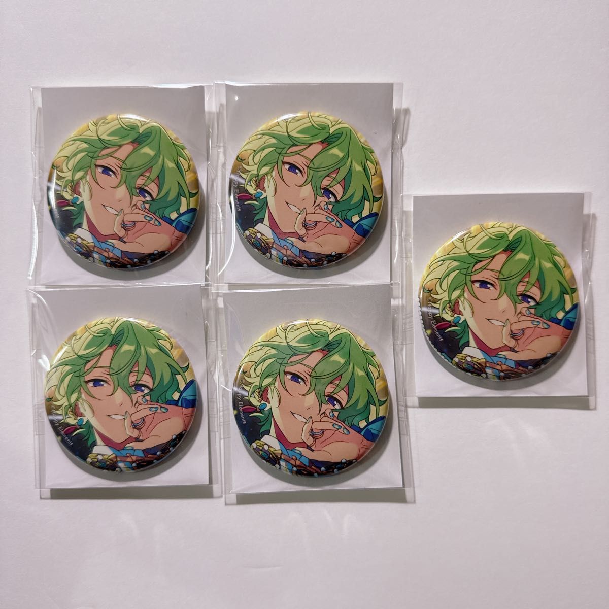 あんスタ コレクション缶バッジ ライカ｜Yahoo!フリマ（旧PayPayフリマ）