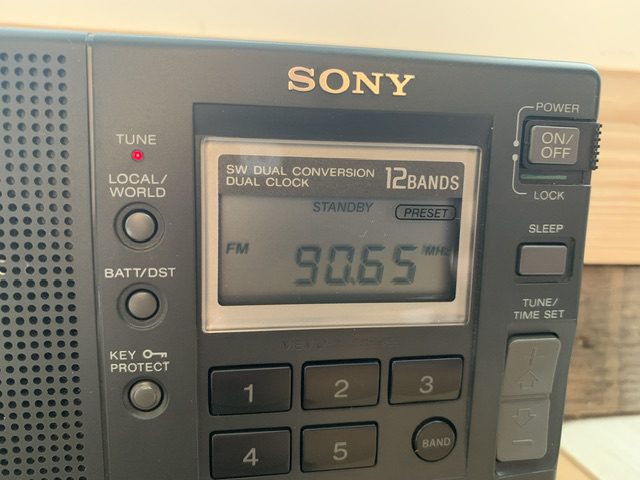 Sony ICF-SW30 world receiver digital case papers 1990 Japan