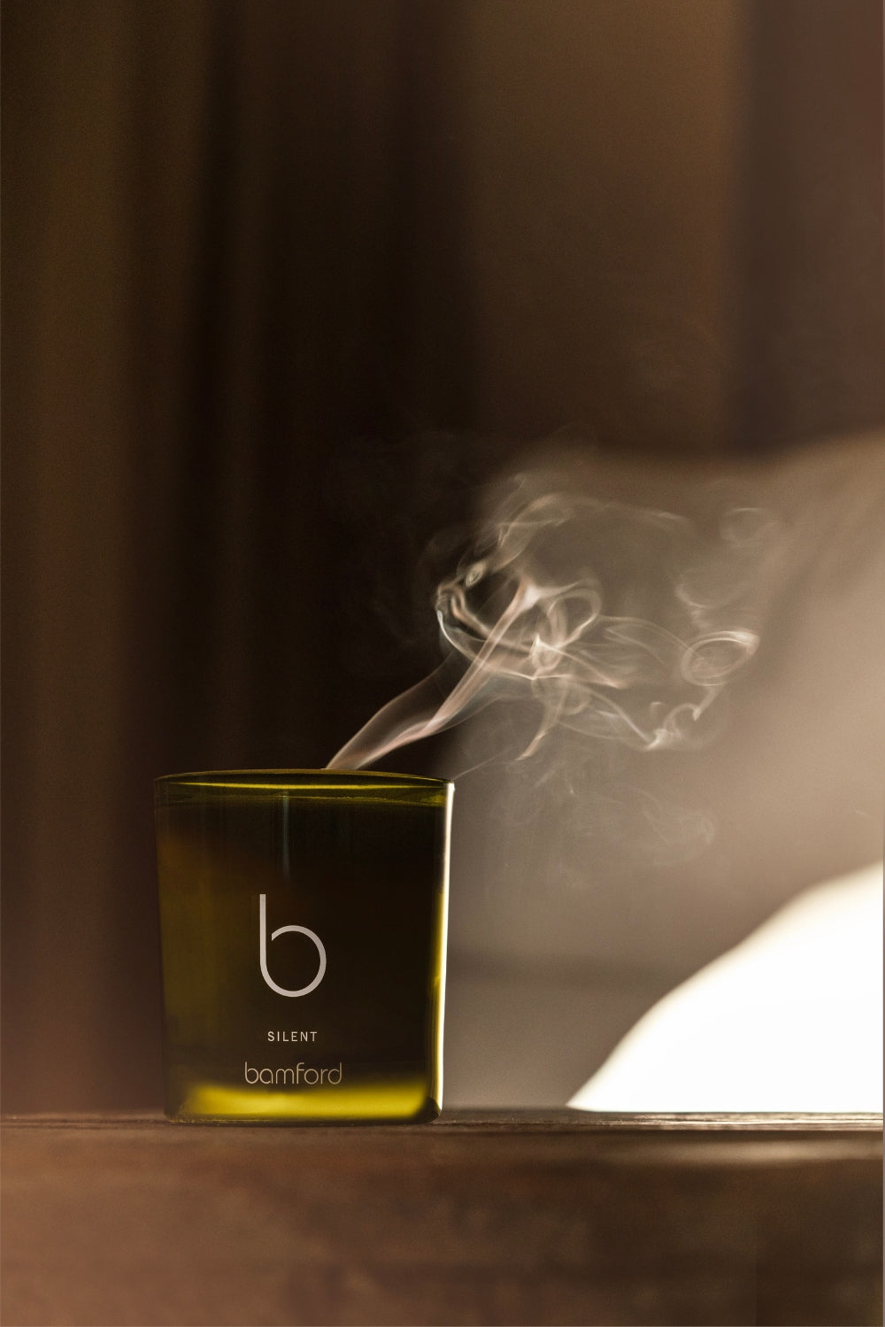 b Silent キャンドル 220g – bamford Japan