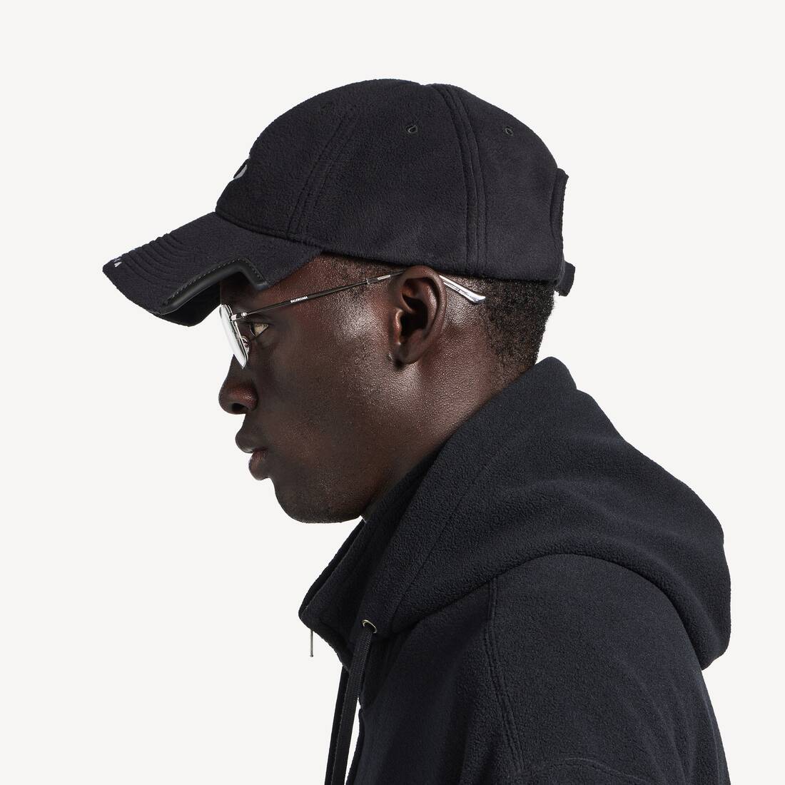 ニュー ブラック の メンズ フリース キャップ | Balenciaga JP