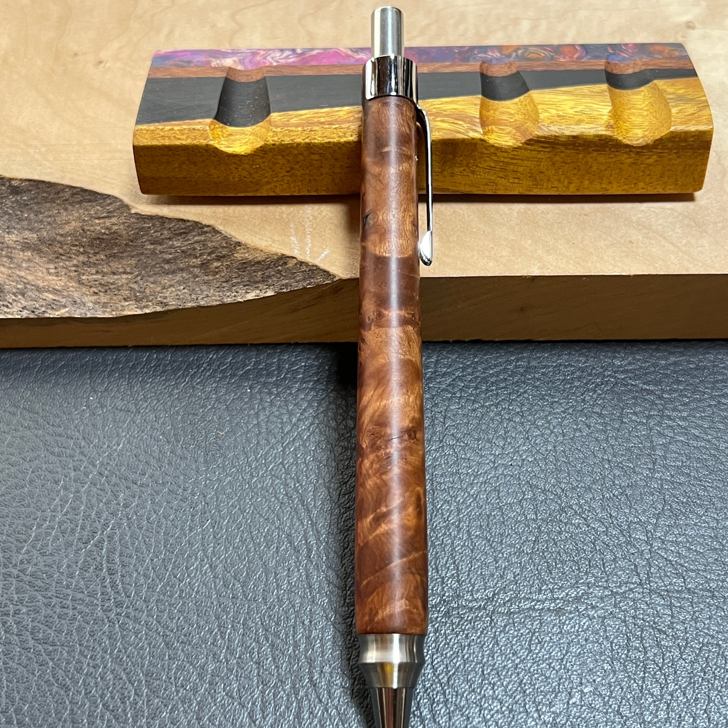 5bfca7e8c9d87735e79eb23fec1dfe