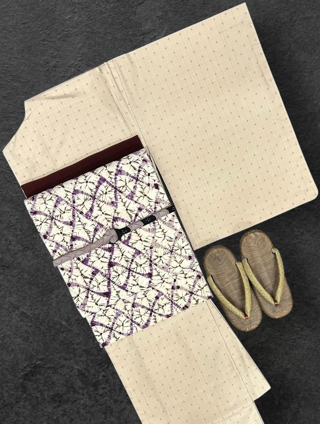 大島紬 雄黄色 十字絣 証紙あり 裄丈 68.5㎝ K5101 | 着物 ひょうたん堂