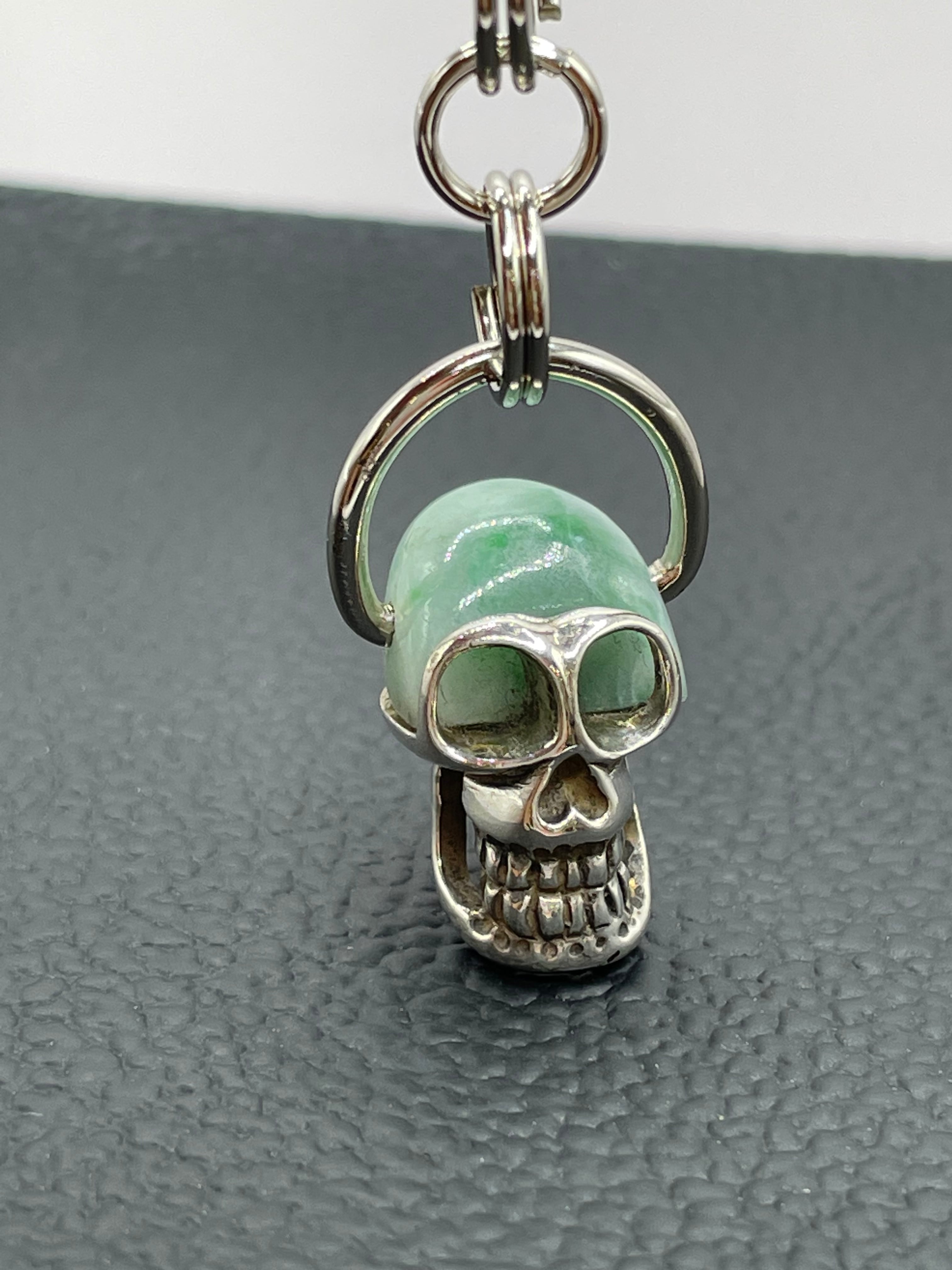 糸魚川産翡翠スカルキーホルダー | Haru☆Amulet