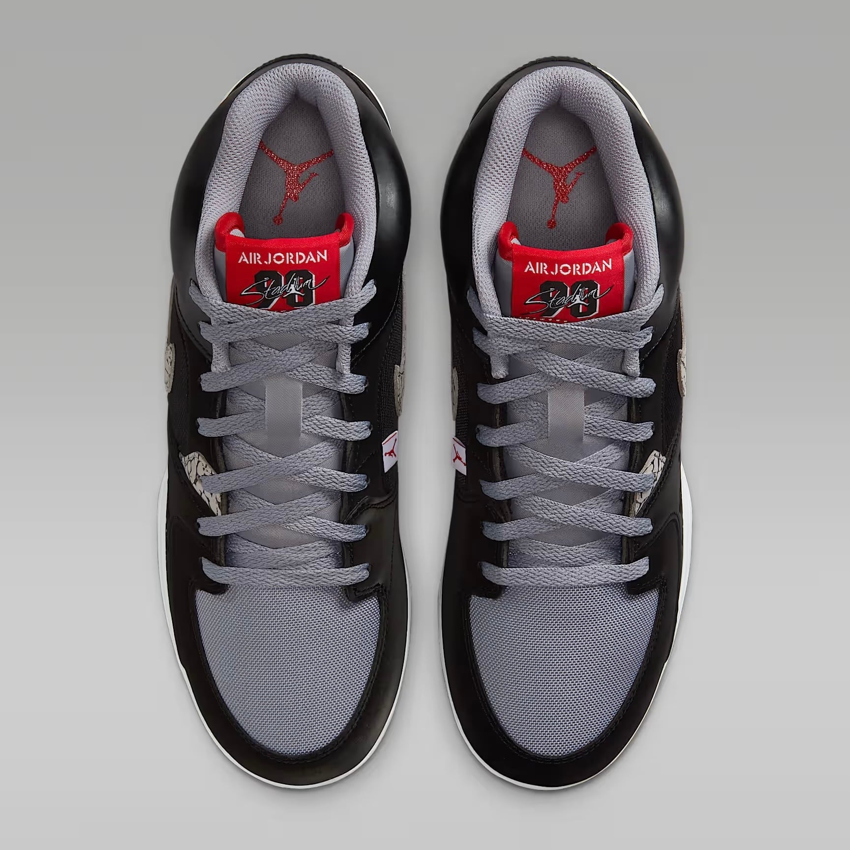 日本未発売】 ナイキ ジョーダン アメリカンフットボール スパイク