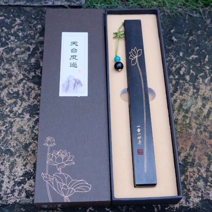 手作り沈香線香〈海南沈香〉10g｜天然香木の深い癒し | ミヤビ チャイナ