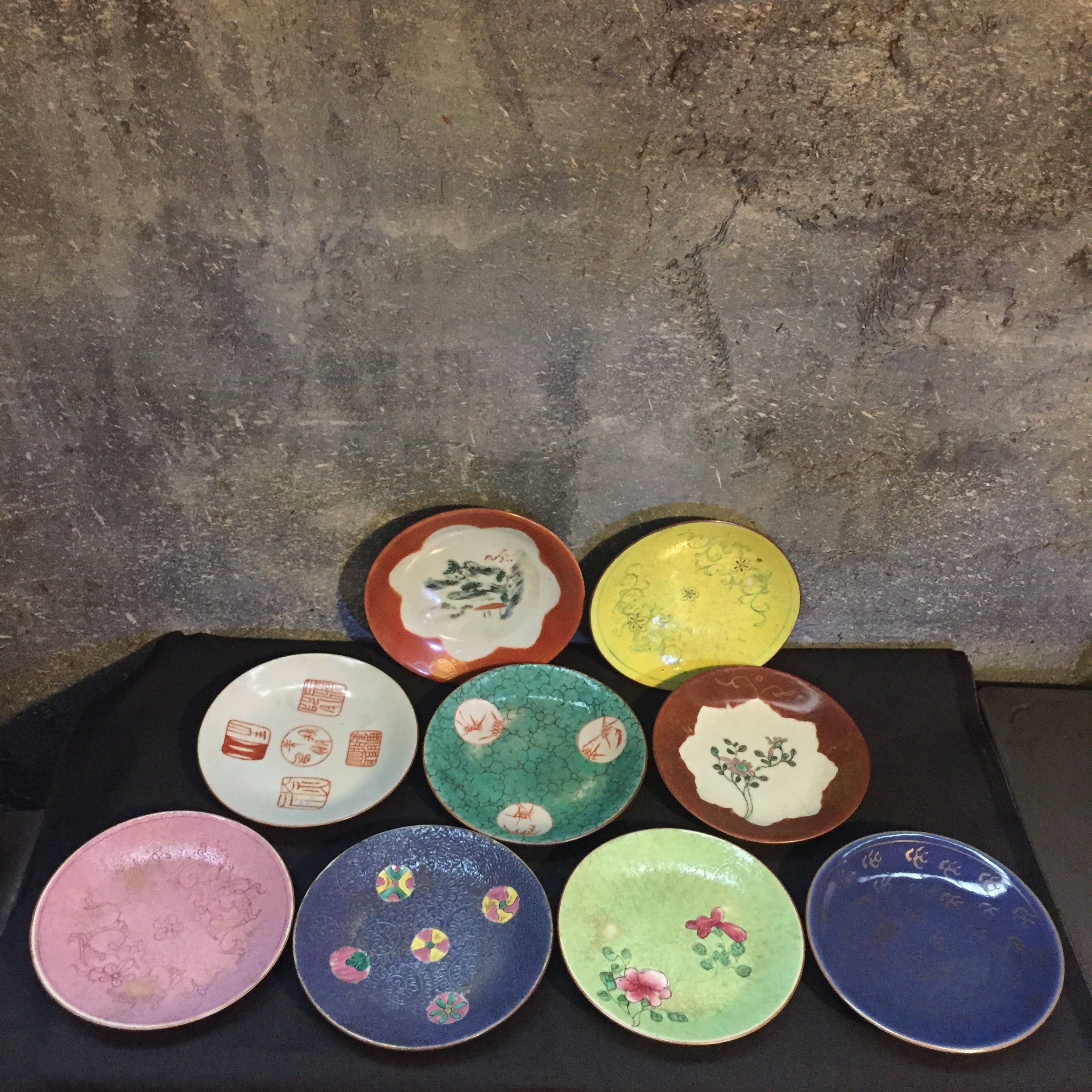 中国美術 古玩 赤絵唐子紋樣大皿 記年款 大清乾隆年製