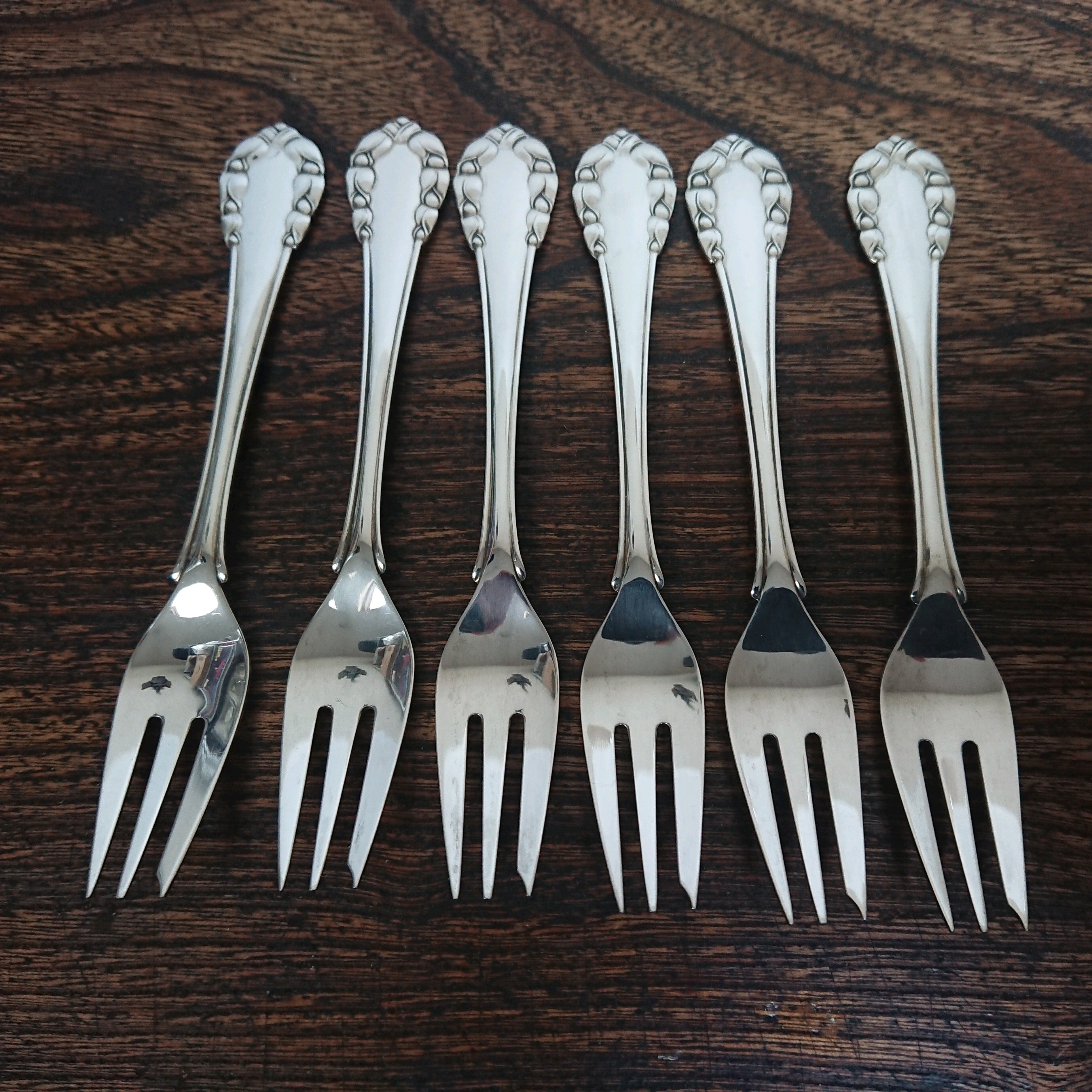 デンマーク Georg Jensen ”Lily of the Valley” 純銀製ケーキフォーク