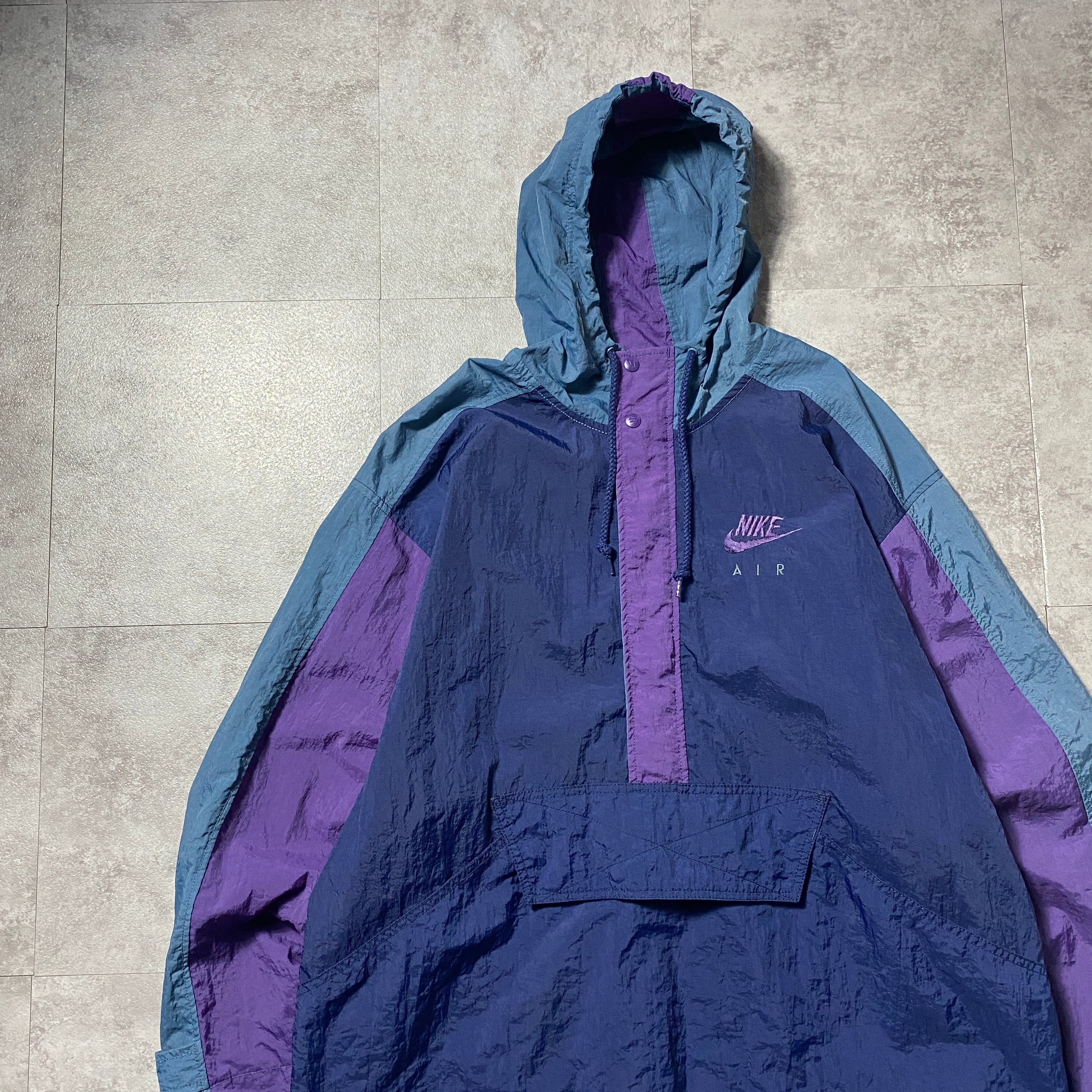 90's NIKE CHAMPS SPORTSタグ ナイキ スウォッシュ 刺繍ロゴ ハーフ