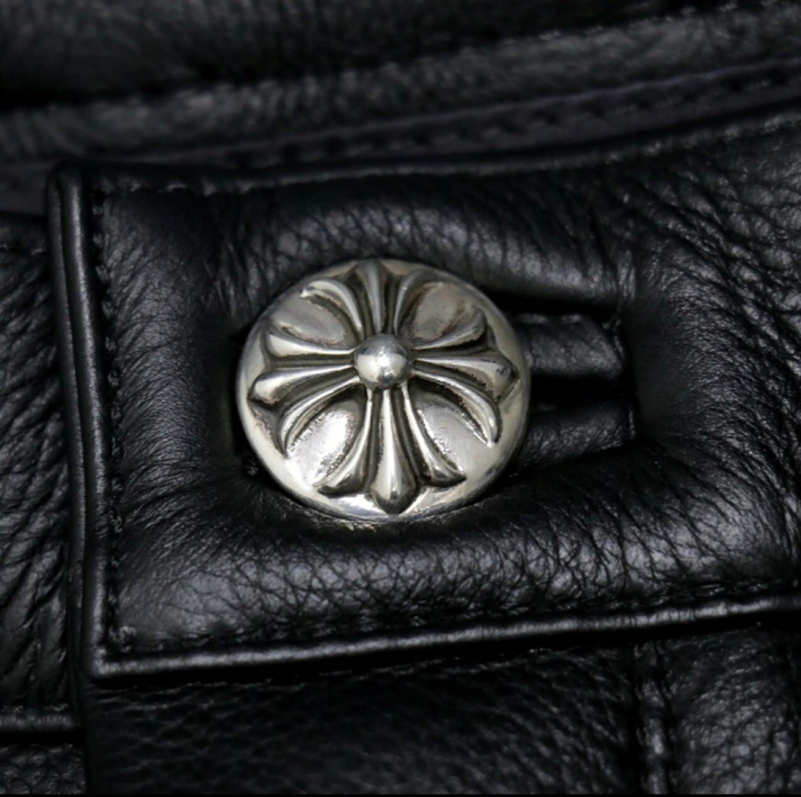 CHROME HEARTS クロムハーツ レザーパンツ クロスボタン | chromehearts