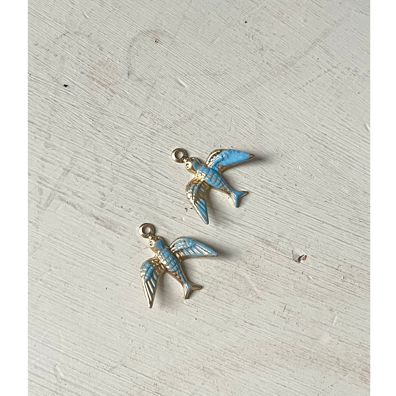 vintage《真鍮 チャーム》／青い鳥 約1.7cm×1.7cm 1個 | bavoletful