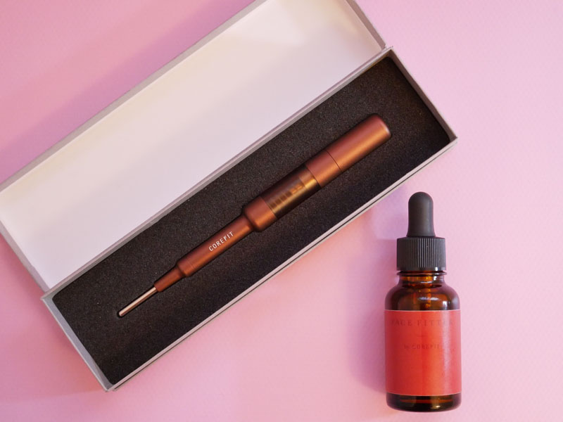 塗るだけ筋膜リリース”美容液！コアフィット「フェイスフィッター」で