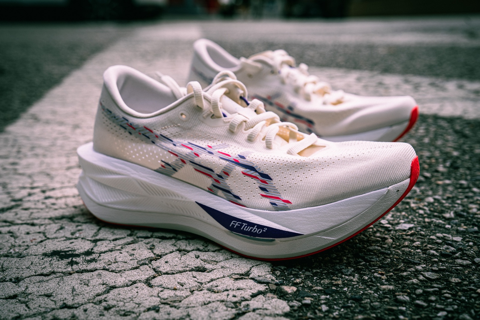 Asics Sonicblast Review: Squared Up and Plated, Ready to Serve