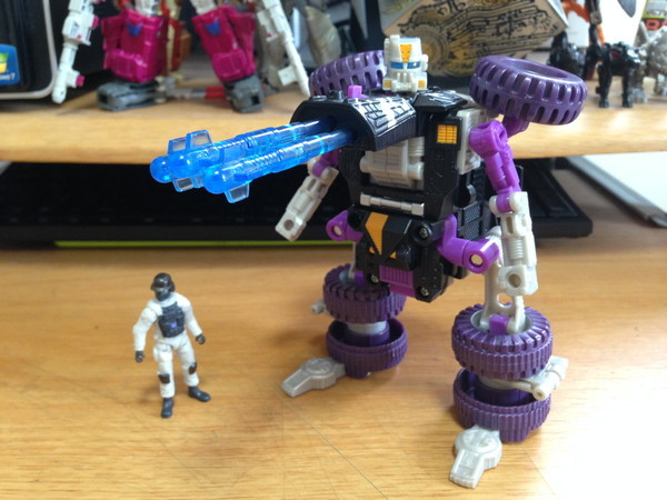 カラーリングで魅力倍増！『ブラストチャージ（ユニバース）』 | DDMTF