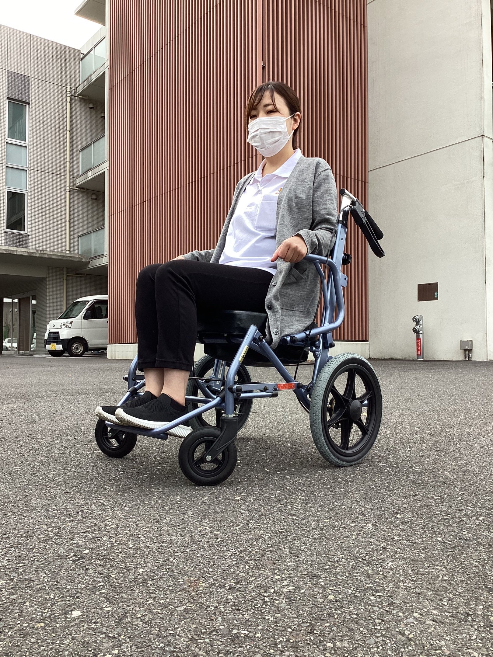 車いすにもなる歩行器？ ～高齢者配食サービスから福祉用具レンタルへ