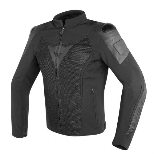 スポーツスタイルのメッシュジャケットをご紹介。