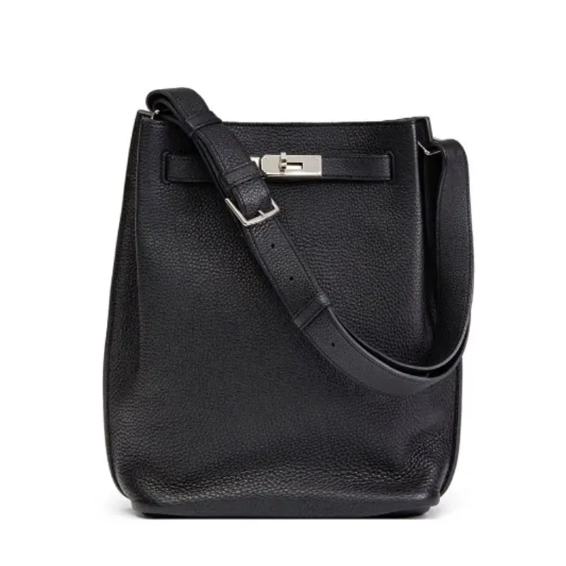 エルメス ソーケリー22 ブラック トゴ ショルダーバッグ シルバー金具