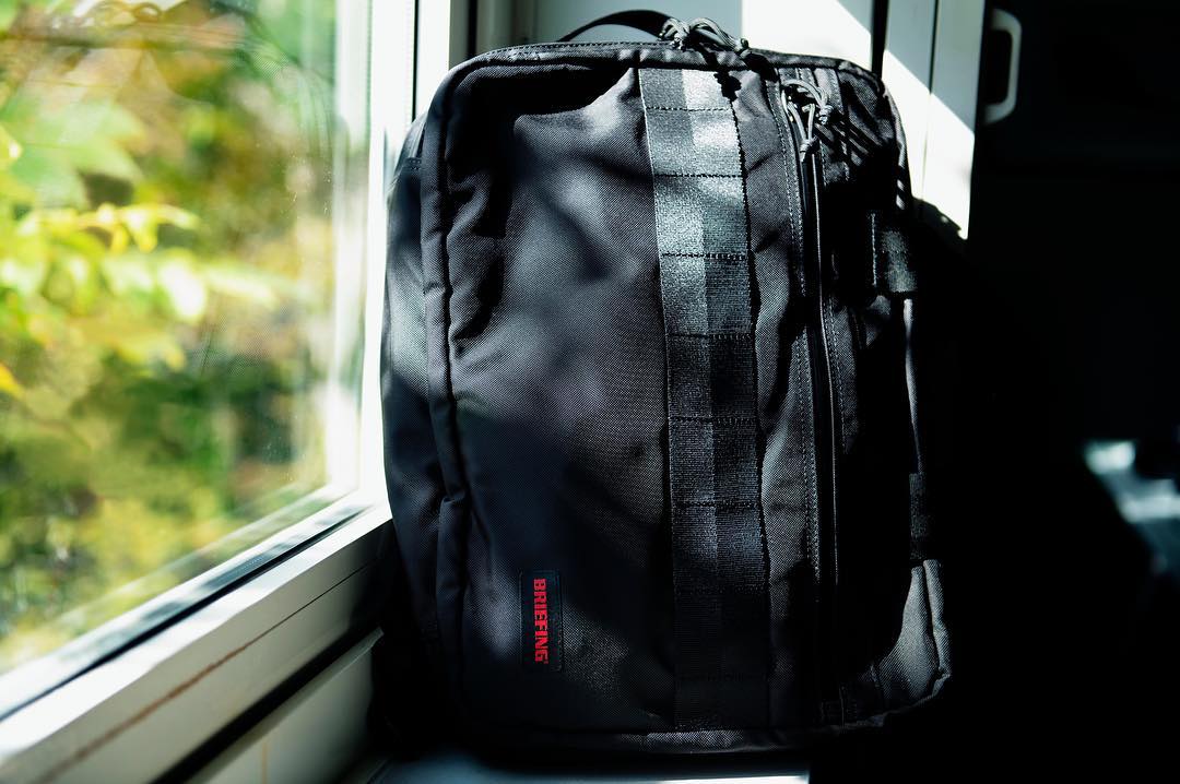 突然の雨でも安心！ウォータープルーフの3WAYブリーフケース TR-3 S MW