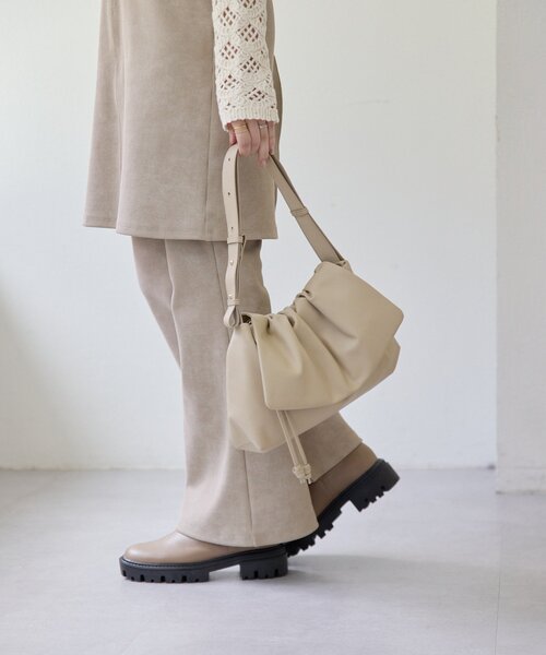 セール】レザーフラップショルダーバッグ（ショルダーバッグ）｜ear