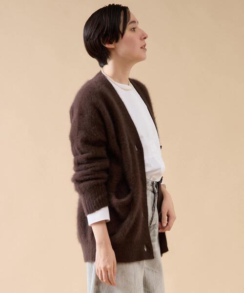 martinique（マルティニーク）の「FOXカシミヤVネックカーディガン