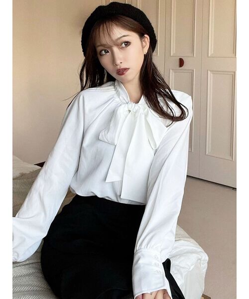 RESEXXY（リゼクシー）の「ボリュームボウタイブラウス（シャツ