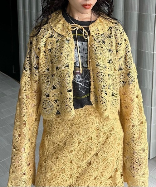 セール】UND LACE LIKE KNIT SHORT TOP（ニット/セーター）｜Ameri