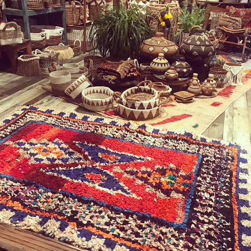 送料無料！モロッコ直輸入 ボシャルウィット ラグ モロッコラグ