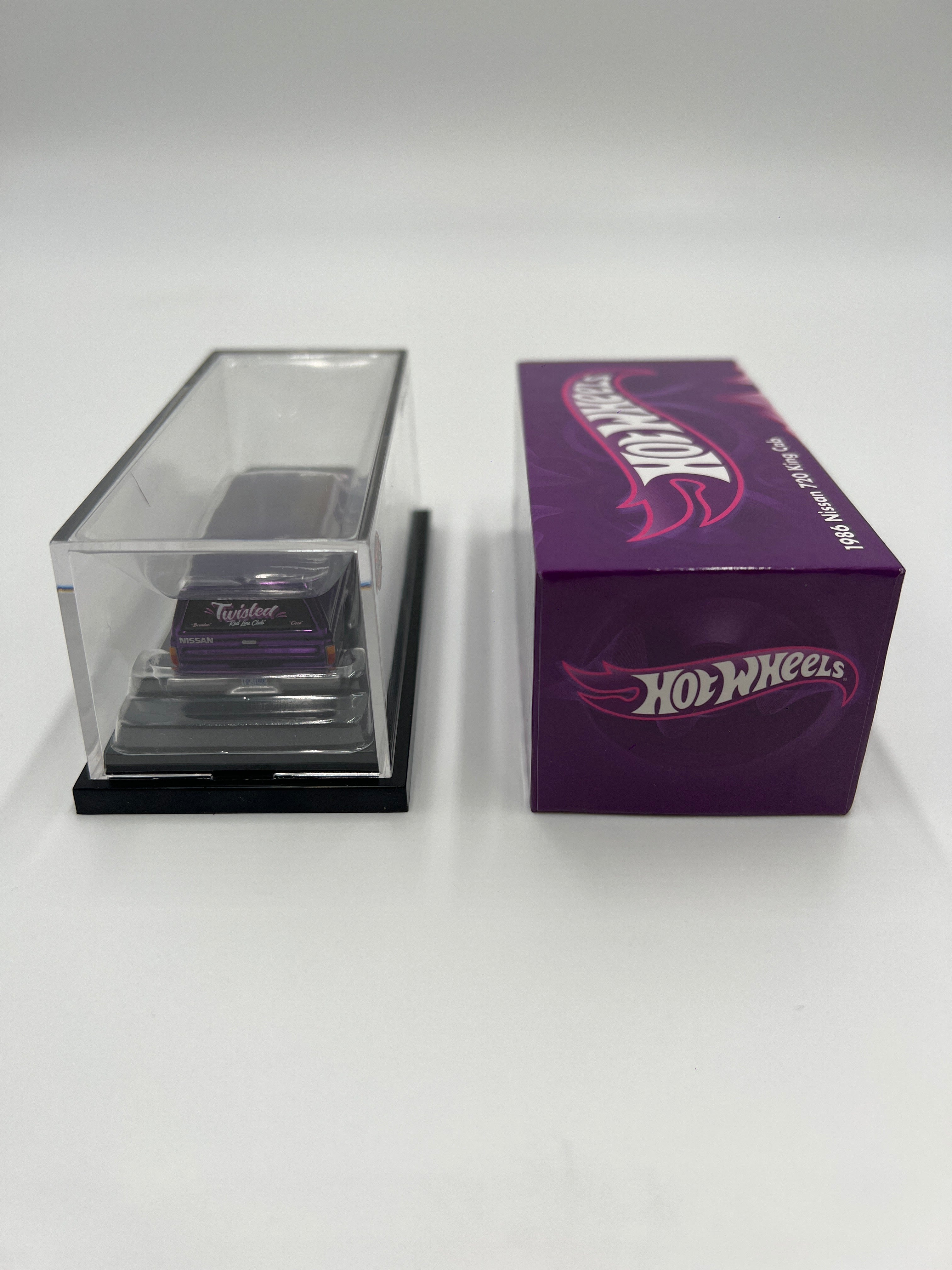 2024 Hot Wheels RLC 1986 Nissan 720 King Cab Purple – carolinasdiecast