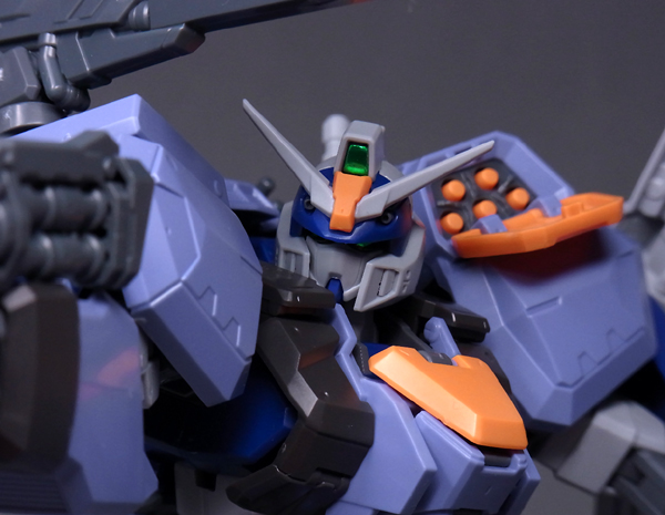 MG 1/100 GAT-X102 デュエルガンダムアサルトシュラウド レビュー